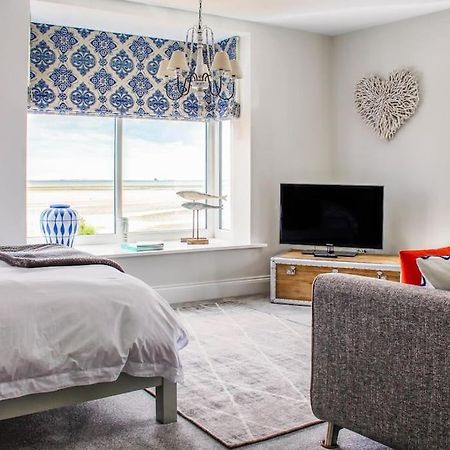 Seafront Apartment With Stunning Views Cleethorpes Exteriör bild