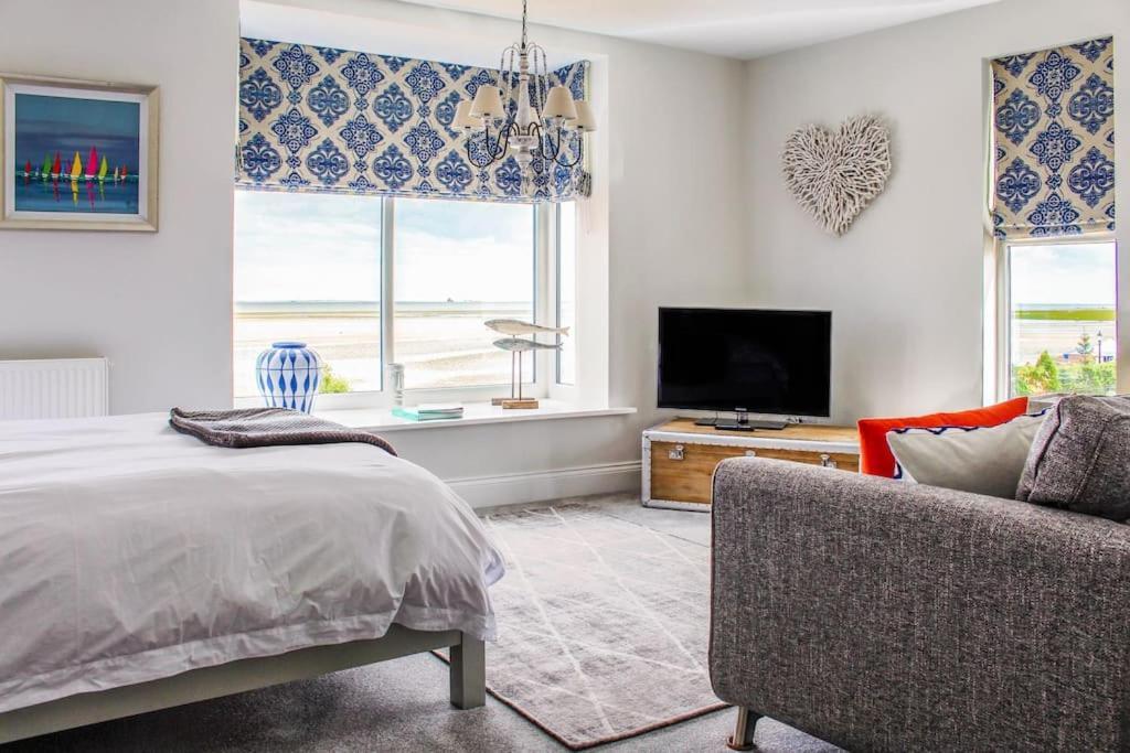 Seafront Apartment With Stunning Views Cleethorpes Exteriör bild