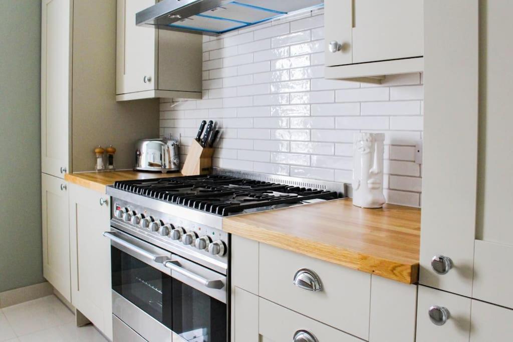 Seafront Apartment With Stunning Views Cleethorpes Exteriör bild